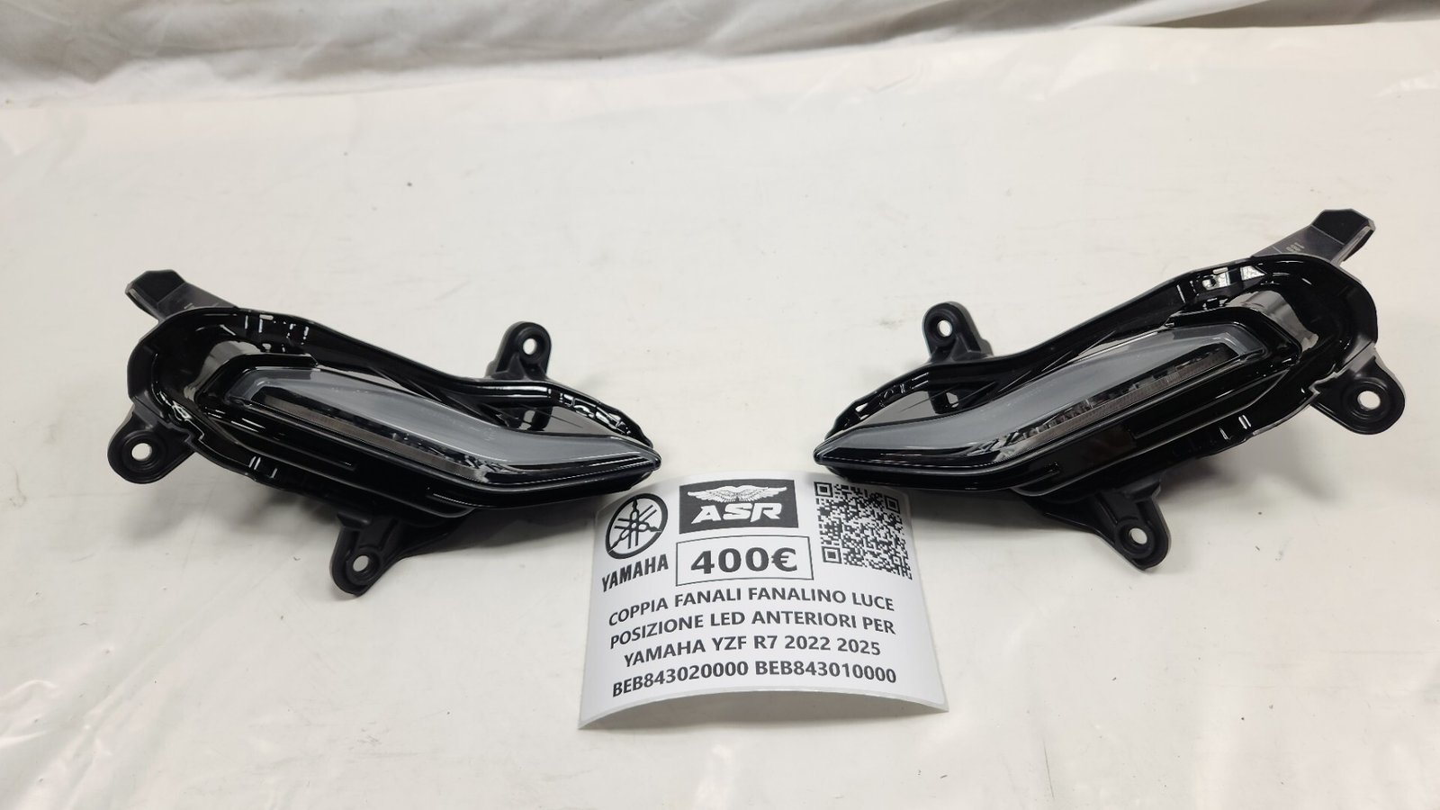 COPPIA FANALI LED ANTERIORI ORIGINALI PER YAMAHA YZF R7 2022 2025