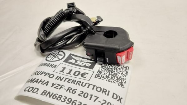 GRUPPO INTERRUTTORI DESTRO DEVIO LUCI PER YAMAHA YZF R6 2017 2025