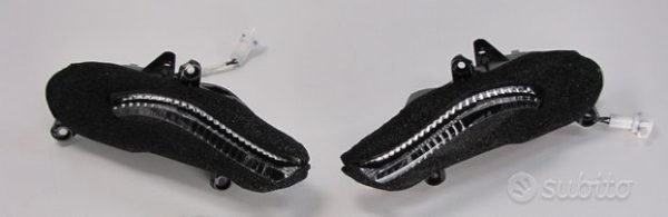 COPPIA LINGUETTE LED FARO ANTERIORE YAMAHA YZF R1