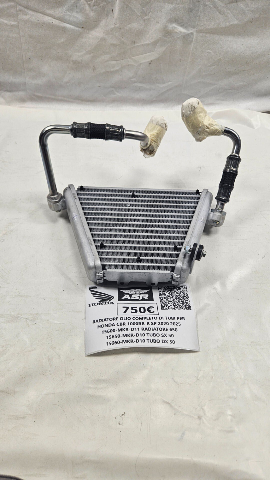 RADIATORE OLIO COMPLETO DI TUBI PER HONDA CBR 1000 RR-R SP 2020 2024 - immagine 2