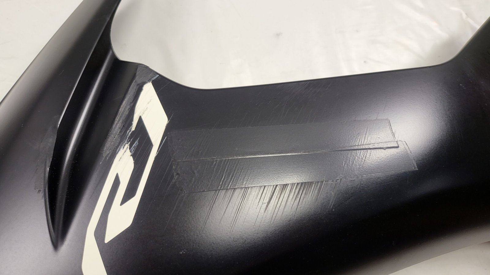 CARENA ANTERIORE SINISTRA NERA YAMAHA yzf R1 2015 2019 - immagine 2
