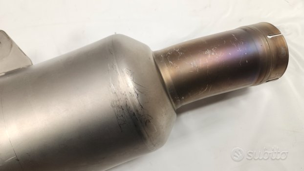 terminale scarico sportivo AKRAPOVIC BMW R1200RT R - immagine 3