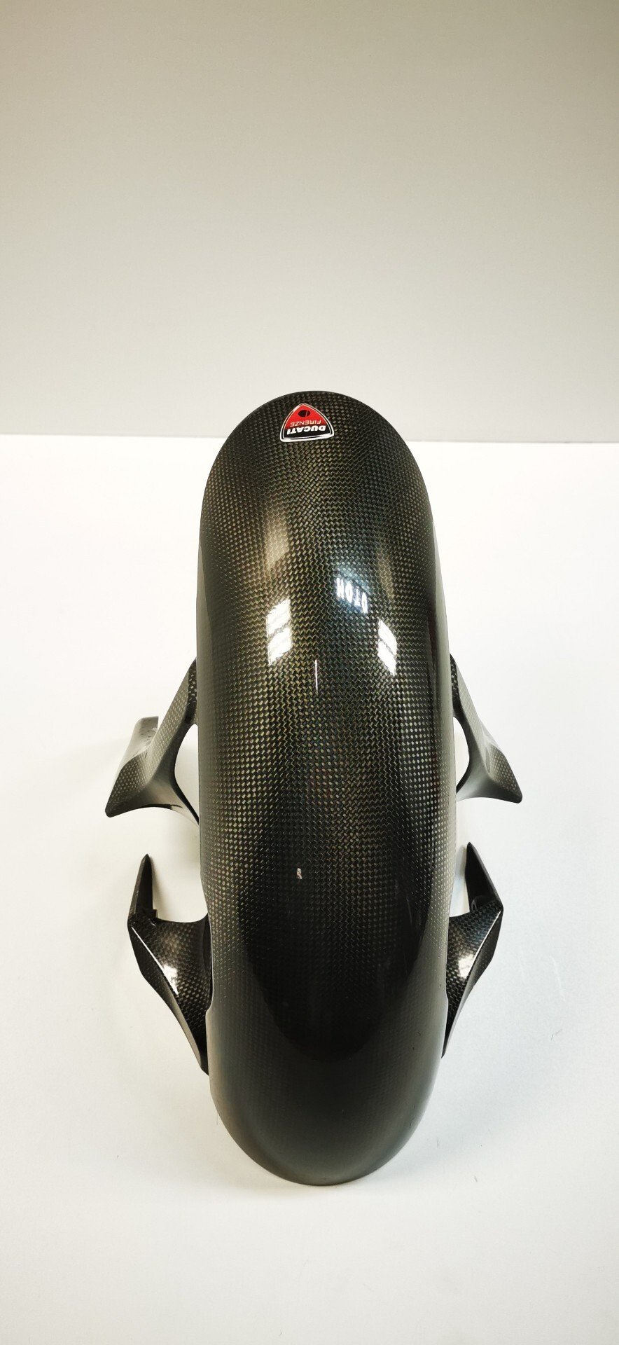 PARAFANGO ANTERIORE DUCATI MONSTER S4R S4RS 2007 IN CARBONIO - immagine 3