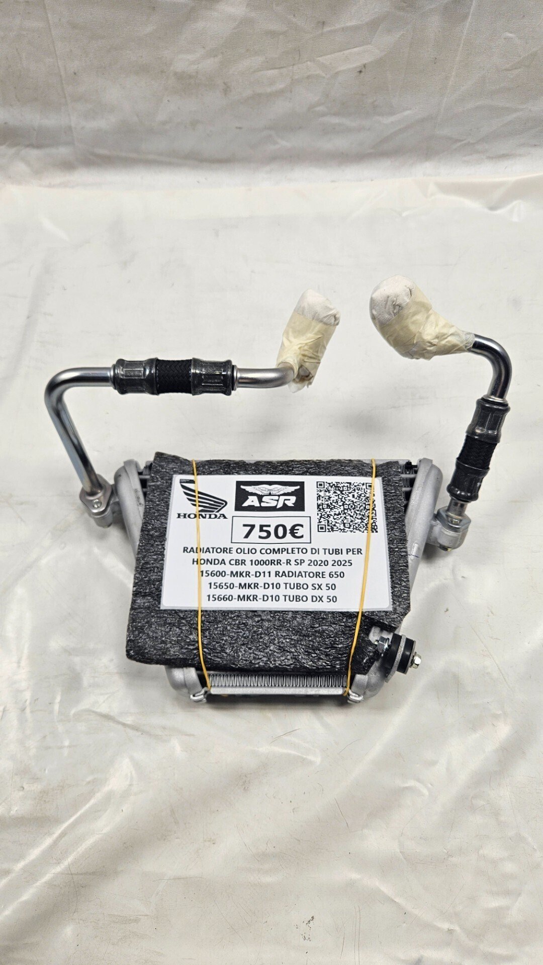 RADIATORE OLIO COMPLETO DI TUBI PER HONDA CBR 1000 RR-R SP 2020 2024 - immagine 4