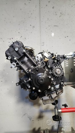 motore YAMAHA YZF R1 R1M RN65 2020 2021 2022 2023