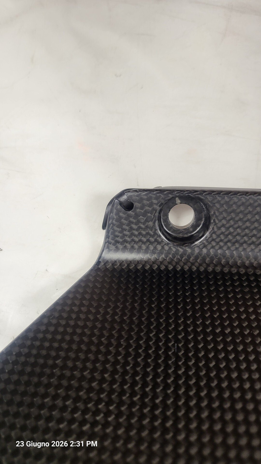 PARACATENA POSTERIORE IN FIBRA DI CARBONIO ORIGINALE DUCATI PANIGALE V4 V4S V4R