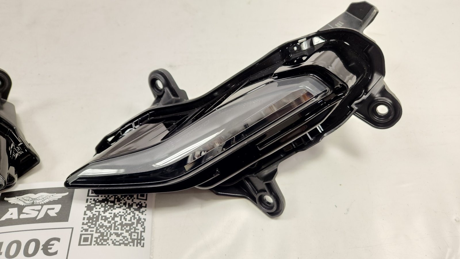 COPPIA FANALI LED ANTERIORI ORIGINALI PER YAMAHA YZF R7 2022 2025 - immagine 10