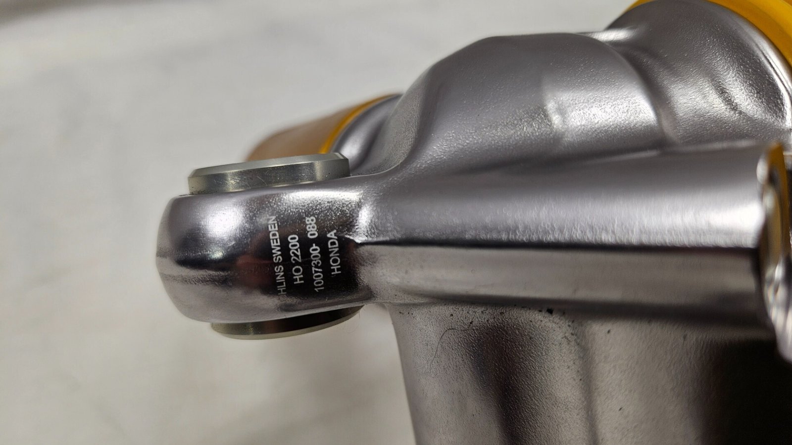 MONO AMMORTIZZATORE OHLINS PER HONDA CBR 1000RR-R SP 2020 2025